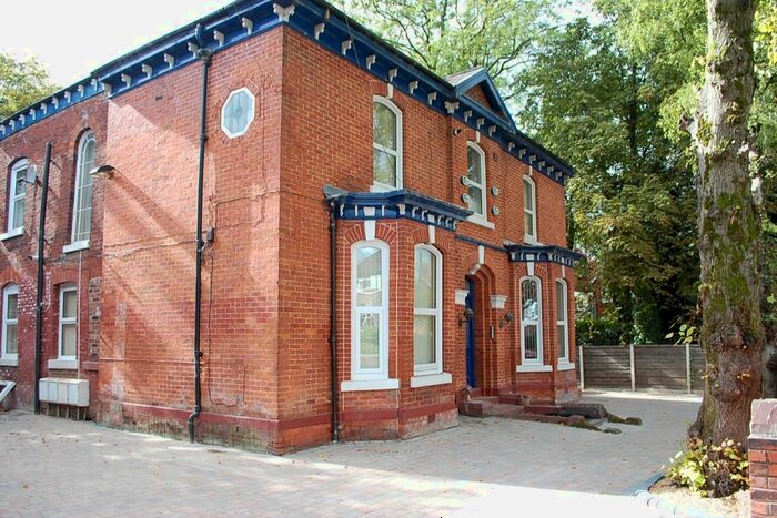 1 Bedroom Flat To Rent In Taunton Road, Ashton-Under-Lyne, Lancashire, OL7