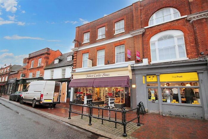 1 Bedroom Flat To Rent In High Street, Godalming, GU7