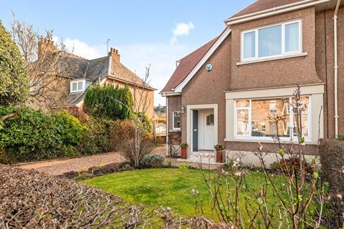 4 Bedroom Semi Detached House For Sale In Randolph Road, Stirling, FK8