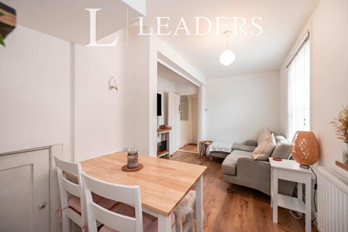 2 Bedroom Flat To Rent In Taswell Road, Southsea, PO5