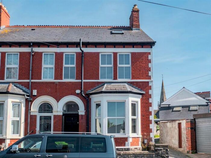 2 Bedroom House To Rent In Grove Place, Penarth, CF64