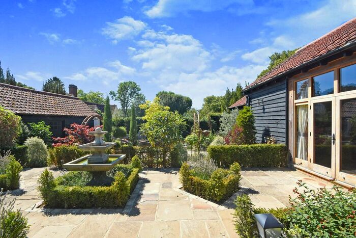 2 Bedroom Flat To Rent In Vicarage Lane, Ugley, Bishop's Stortford, CM22