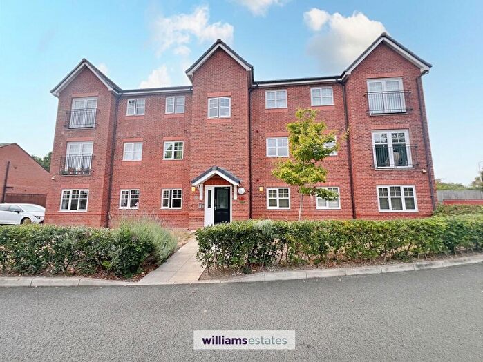 2 Bedroom Apartment For Sale In Aspen Way, Penyffordd, CH4