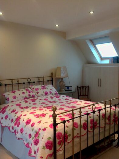 1 Bedroom Studio To Rent In Copse Hill, London, SW20