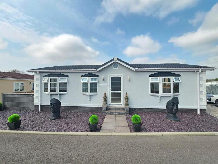 2 Bedroom Park Home For Sale In Pont Pentre Parc, Upper Boat, Pontypridd, CF37