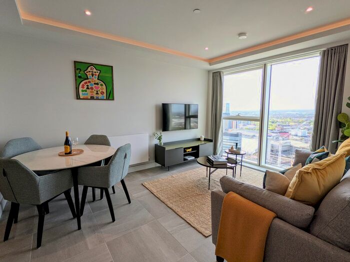 1 Bedroom Flat To Rent In Angel Gardens, Manchester, M4