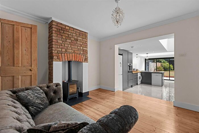 2 Bedroom Terraced House For Sale In Elm Road, Windsor, SL4