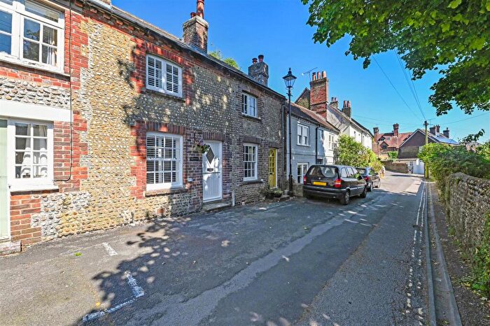 1 Bedroom House For Sale In Park Place, Arundel, BN18