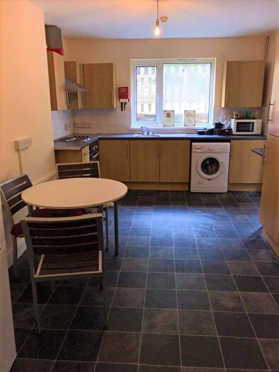 4 Bedroom House To Rent In Rhondda Street, Mount Pleasant, Swansea, SA1