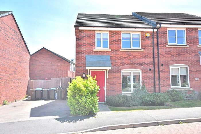 3 Bedroom Semi-Detached House To Rent In Skimmer Close, Northampton, NN4
