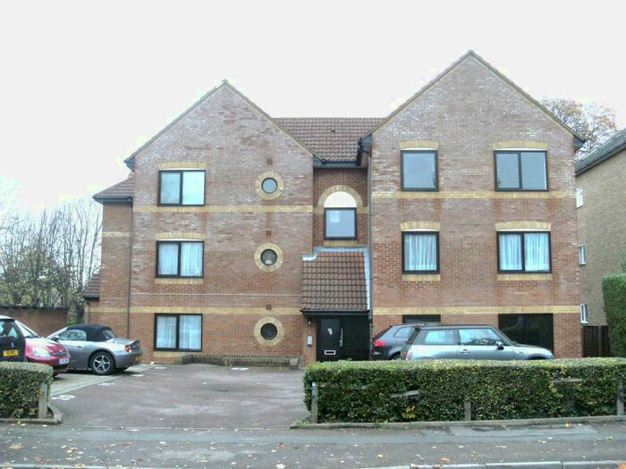 1 Bedroom Flat To Rent In Grange Road, Sutton SM2
