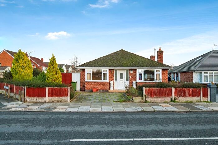 3 Bedroom Detached Bungalow For Sale In Noctorum Avenue, Prenton, CH43