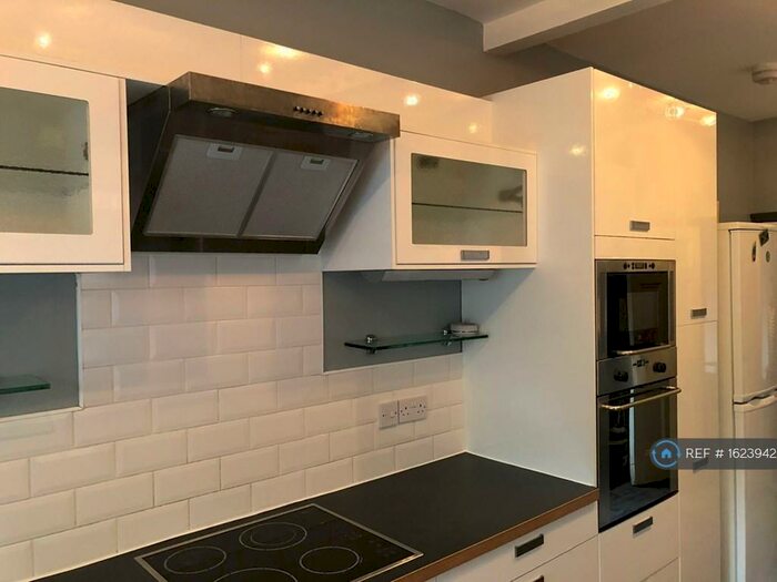 5 Bedroom Terraced House To Rent In Clarendon Park Road, Leicester, LE2