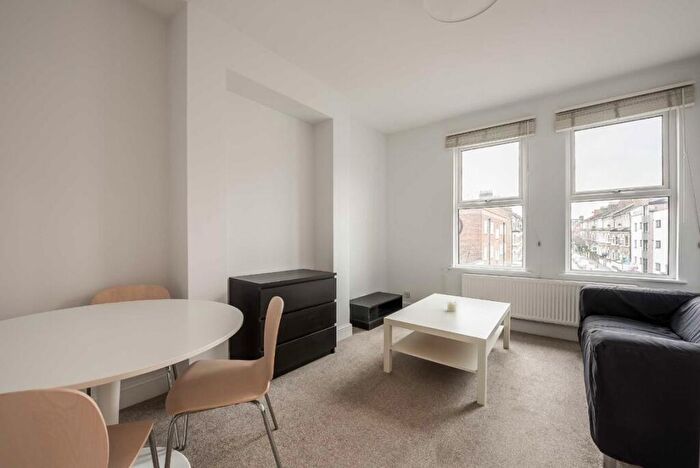 1 Bedroom Flat To Rent In Lavender Hill, Lavender Hill, SW11