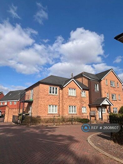 2 Bedroom Flat To Rent In Barland Way, Aylesbury, HP18