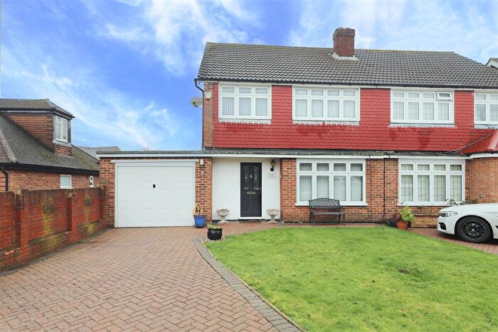 3 Bedroom Semi Detached House For Sale In Craig Drive, Hillingdon, UB8