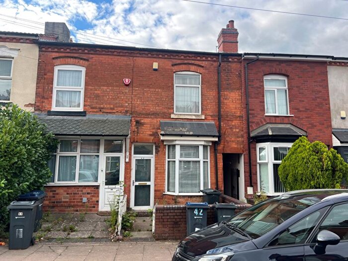 3 Bedroom Terraced House For Sale In Winnie Road, Selly Oak, Birmingham, B29