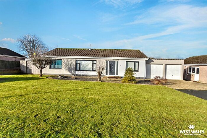 3 Bedroom Detached Bungalow For Sale In Lindsway Park, Haverfordwest, SA61