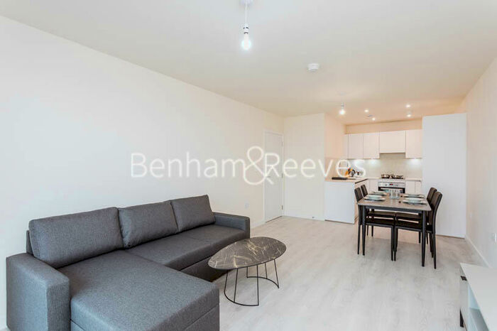 1 Bedroom Apartment To Rent In Hargrave Drive, Harrow, HA1