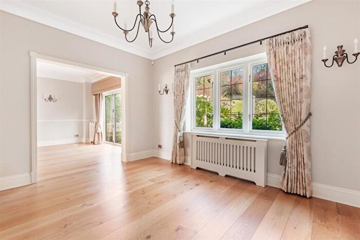 5 Bedroom Detached House To Rent In Highbourne Park, Lenham, Maidstone, ME17