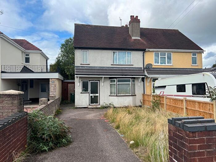 2 Bedroom Semi-detached House For Sale In Pye Green Road, Cannock, WS11