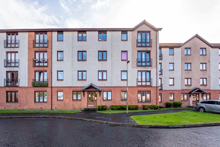2 Bedroom Flat For Sale In / Hawkhill, Leith, Edinburgh, EH7
