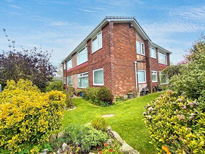 1 Bedroom Flat For Sale In Greenways, Consett, DH8