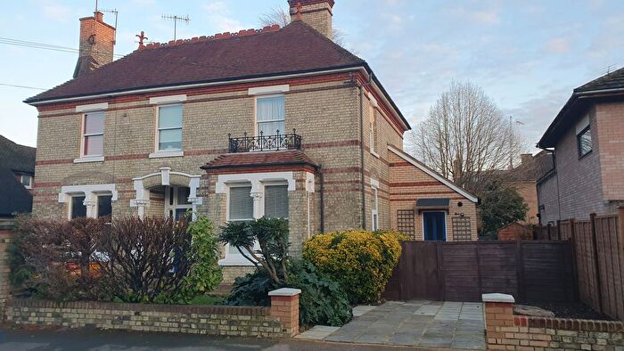 1 Bedroom Flat To Rent In Alexandra Road, Watford, WD17