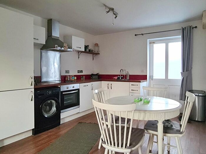 2 Bedroom Apartment For Sale In The Tanneries, Glastonbury, BA6