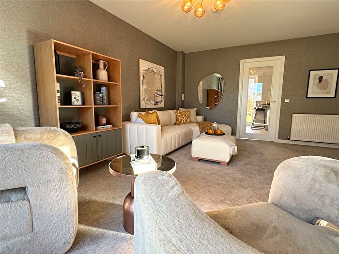 3 Bedroom Semi-Detached House For Sale In Abernethy Road, Newmains, North Lanarkshire, ML2