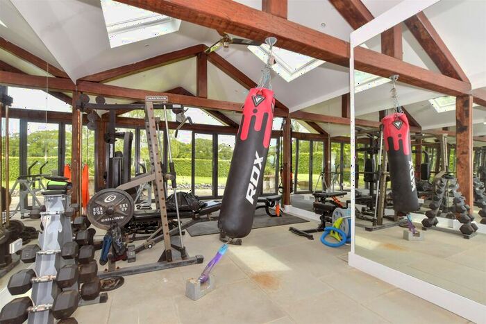 4 Bedroom Detached Bungalow For Sale In De Beauvoir Chase, Downham, Billericay, Essex, CM11