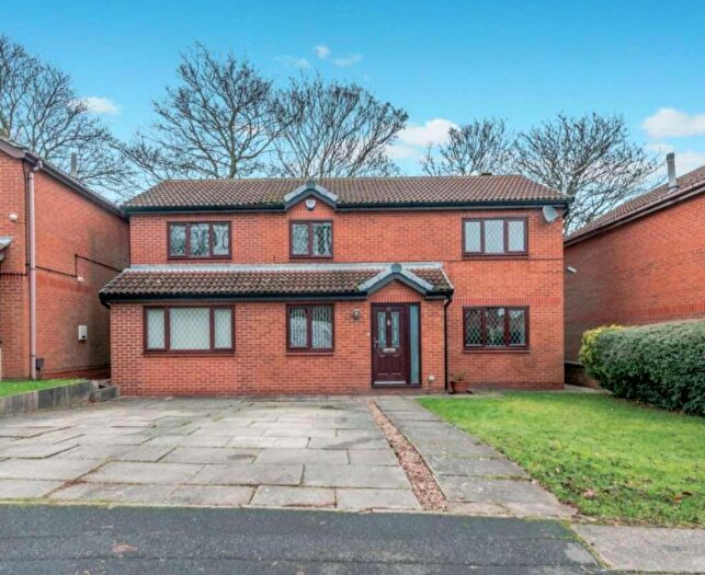 4 Bedroom Detached House For Sale In Clumber Drive, Gomersal, Cleckheaton, BD19