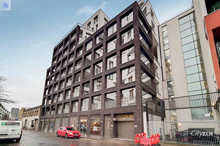 2 Bedroom Flat For Sale In The Cube Building, Wenlock Road, Shoreditch, N1