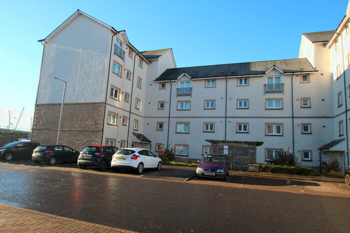2 Bedroom Flat To Rent In Old Harbour Square, Stirling, FK8
