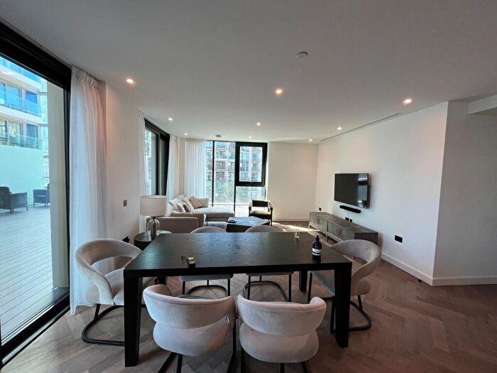 3 Bedroom Flat To Rent In Merino Gardens, London, , [Ref:NcqHzw], E1W