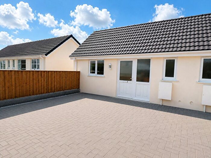 3 Bedroom Semi Detached House For Sale In Crowbeare Meadow, Torrington, Devon, EX38