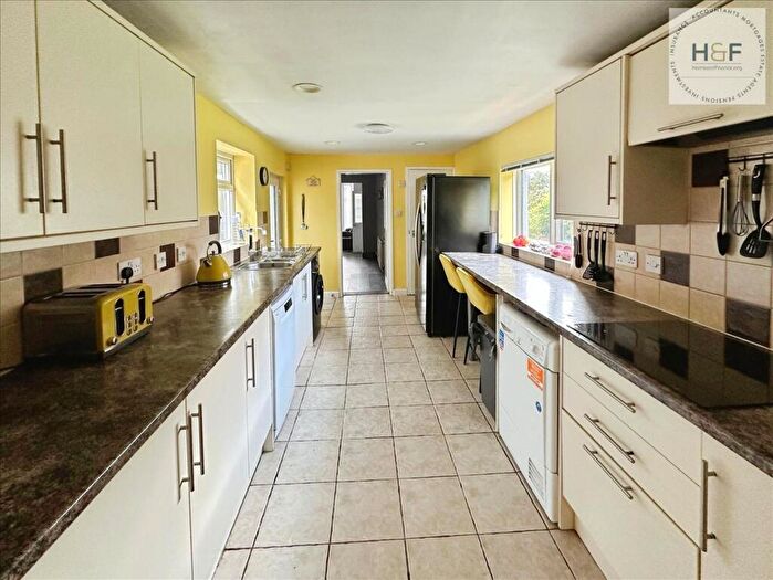 5 Bedroom End Of Terrace House For Sale In Bay View, Millom, LA18