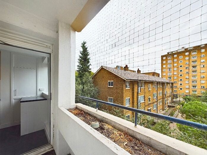 4 Bedroom Flat To Rent In Osnaburgh Street, Robert Street, Ucl, Lse, Regents Park, Regents Park, Camden, Euston, London, NW1