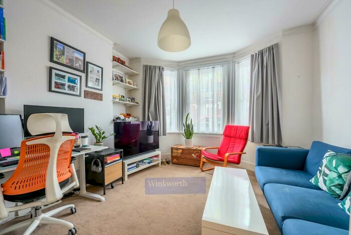 1 Bedroom Flat To Rent In De Laune Street, SE17