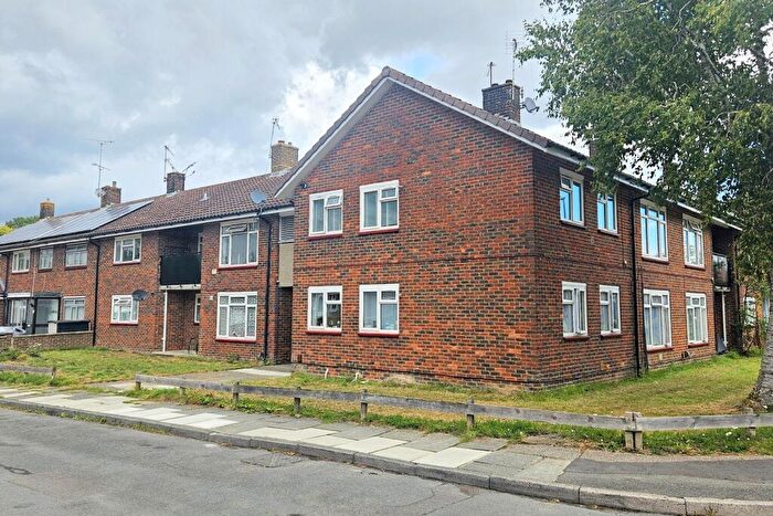 1 Bedroom Maisonette To Rent In Maple Close, Crawley, West Sussex., RH11