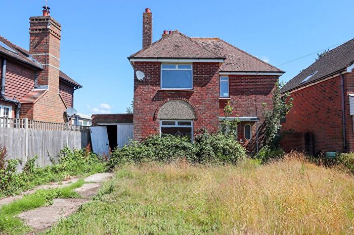3 Bedroom Detached House For Sale In The Green, Ninfield, TN33