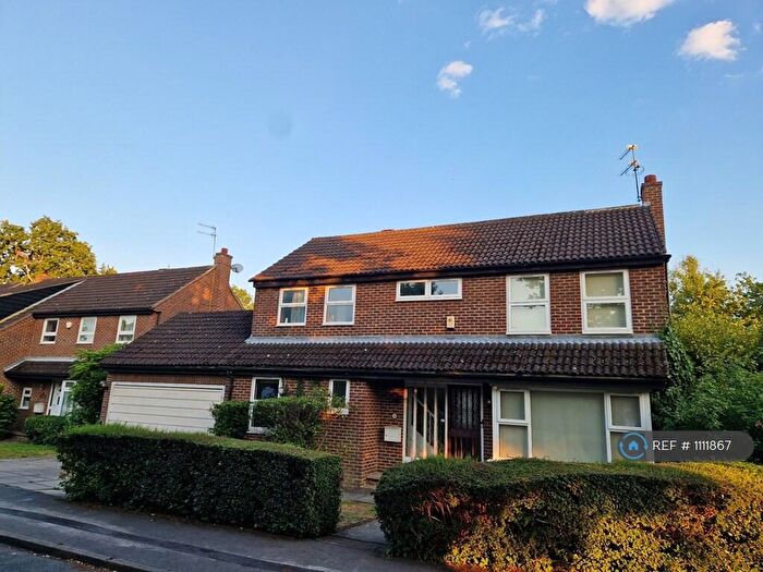 4 Bedroom Detached House To Rent In Grove Farm Park, Northwood, HA6