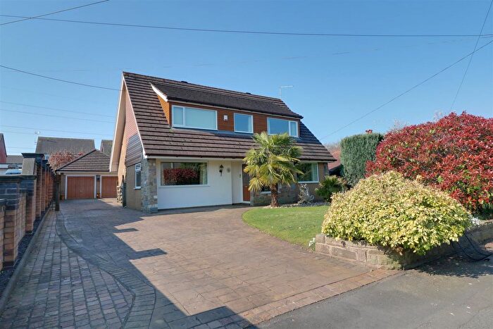 5 Bedroom Detached House For Sale In Close Lane, Alsager, ST7