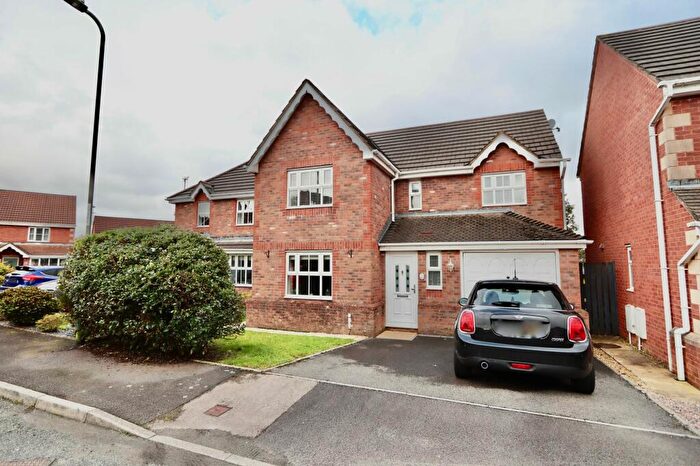 4 Bedroom Detached House For Sale In Rhodfa Glascoed, Blackwood, NP12