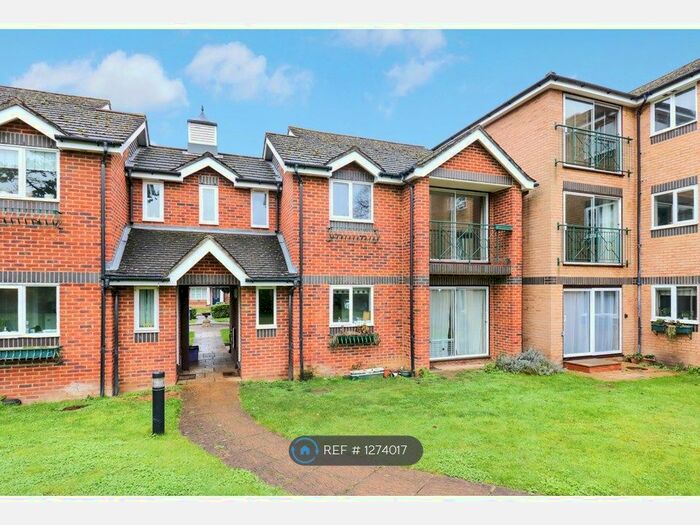 2 Bedroom Flat To Rent In All Saints Avenue, Maidenhead, SL6