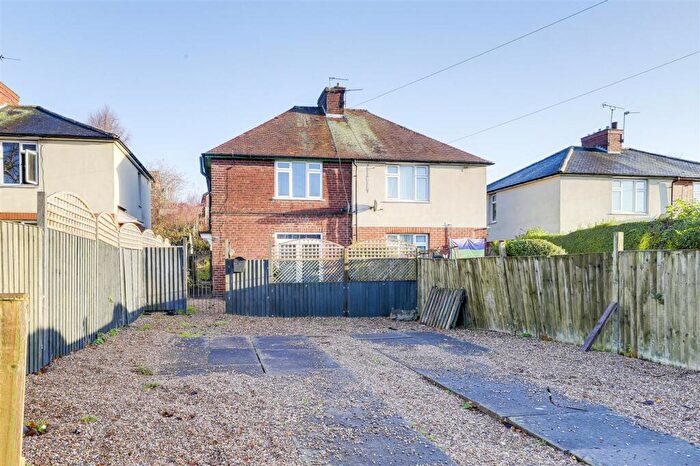 3 Bedroom Semi-Detached House For Sale In Cavendish Road, Carlton, NG4