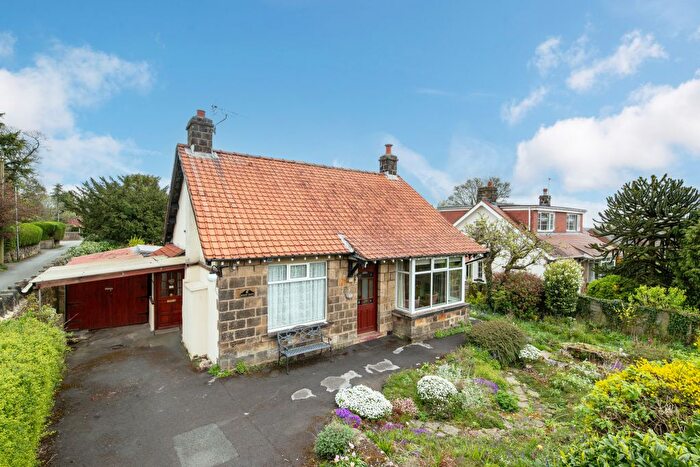 3 Bedroom Detached House For Sale In Sheriff Lane, Eldwick, Bingley, West Yorkshire, BD16