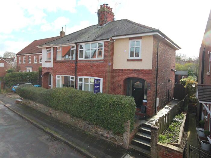 3 Bedroom Semi-Detached House For Sale In Church Street, Elloughton, HU15