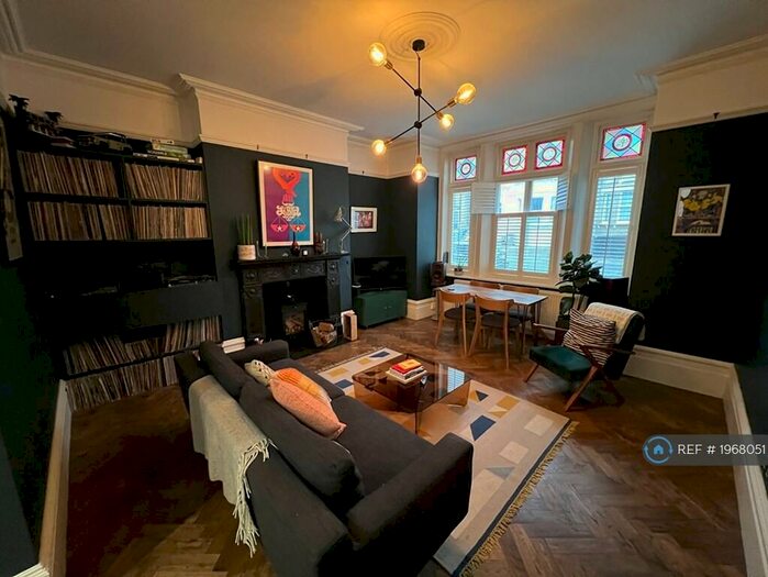 1 Bedroom Flat To Rent In Venner Road, London, SE26