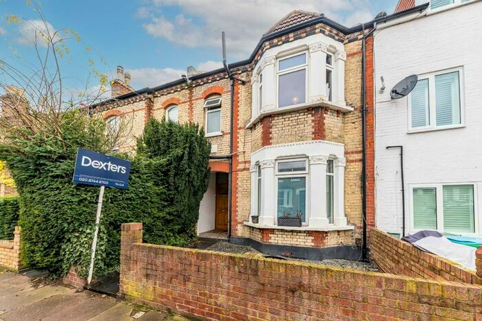 2 Bedroom Flat To Rent In Haliburton Road, St Margarets, Twickenham, TW1